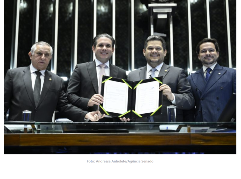 EC 138: o que realmente mudou para o professor que quer acumular cargo público